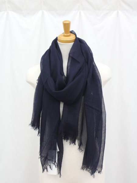 画像2: 光透けるストール　紺 (2)